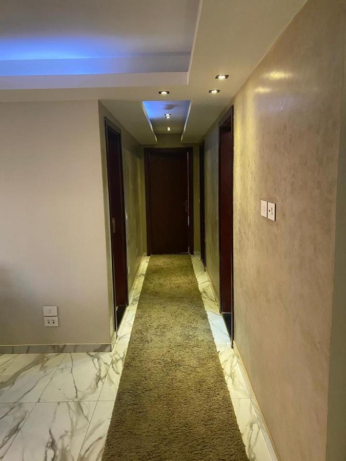 Fully Air Conditioned The Cheapest In Mohandseen Apartment Cairo Exterior photo