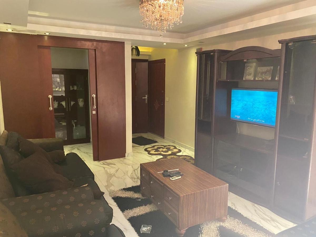 Fully Air Conditioned The Cheapest In Mohandseen Apartment Cairo Exterior photo